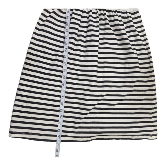 Old Navy Dress Women Size Medium Black Striped Fit & Flare Knee Length Stretchy - Picture 6 of 15